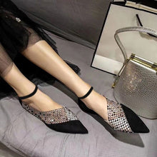 Load image into Gallery viewer, Ladies slip-on pointed hollow flat shoes

