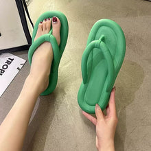 Load image into Gallery viewer, Hello Kitty flip-flops Sandals Slippers
