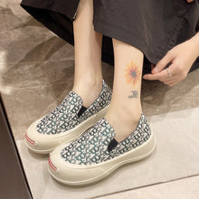 Load image into Gallery viewer, Women&#39;s Platform-Sole Casual Slip-on Canvas Shoes
