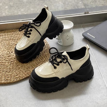 Load image into Gallery viewer, Ladiese Lace-up Leather Shoes
