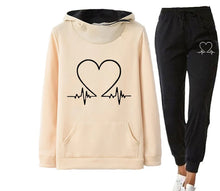 Load image into Gallery viewer, Women&#39;s printed sweater suit

