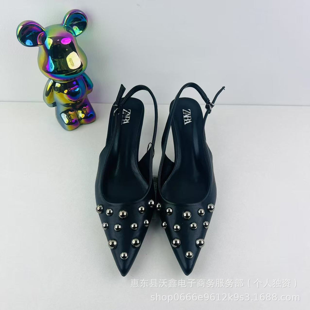 Women's Shallow Rivet Pointed Toe Shoes