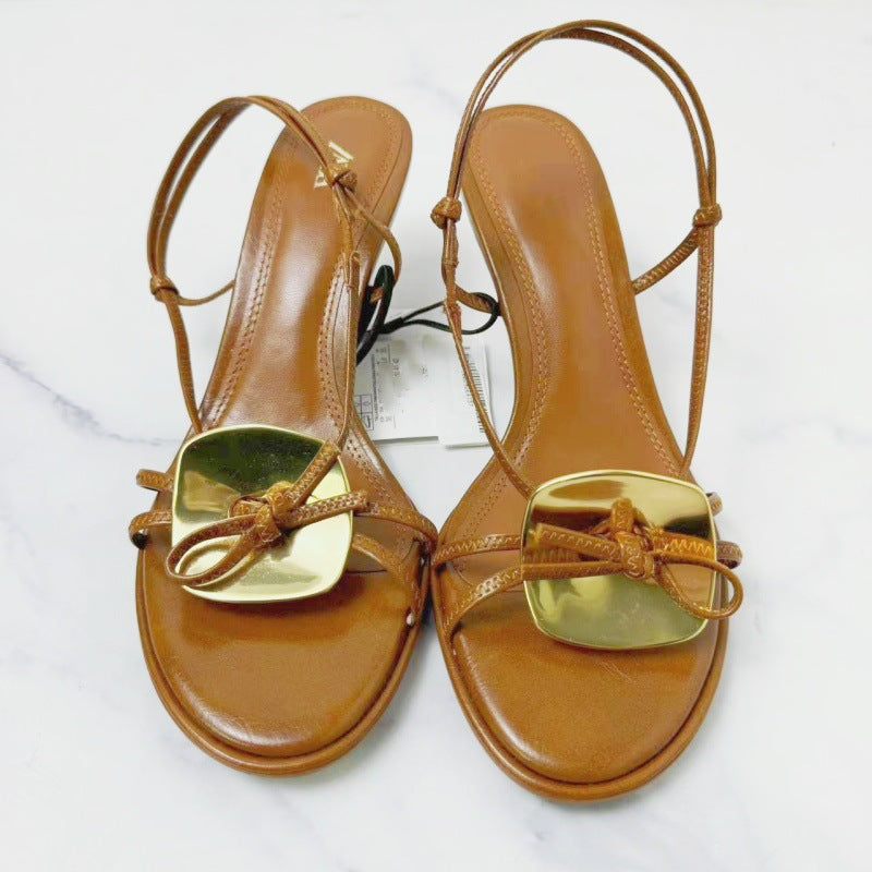 Women's Metal Decoration Round Toe Shoes