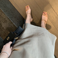 Load image into Gallery viewer, Women&#39;s middle heel sandals

