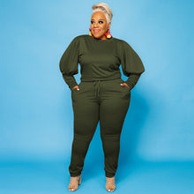 Load image into Gallery viewer, Women&#39;s Leisure Two Piece Suit
