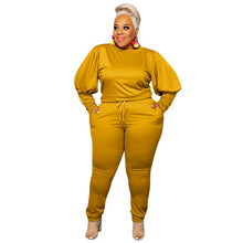 Load image into Gallery viewer, Women&#39;s Leisure Two Piece Suit
