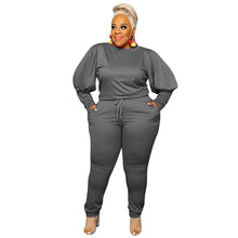 Load image into Gallery viewer, Women&#39;s Leisure Two Piece Suit

