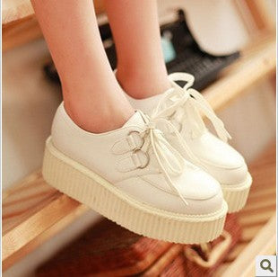 Ladies thick soled muffin shoes